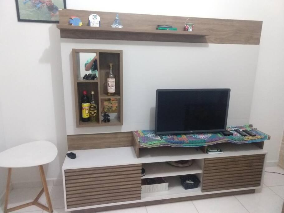 Casa Em Itanhaem Com 2 Quartos Garagem P 2 Carros, Churrasqueira, Piscina 200 M Da Praia Екстериор снимка