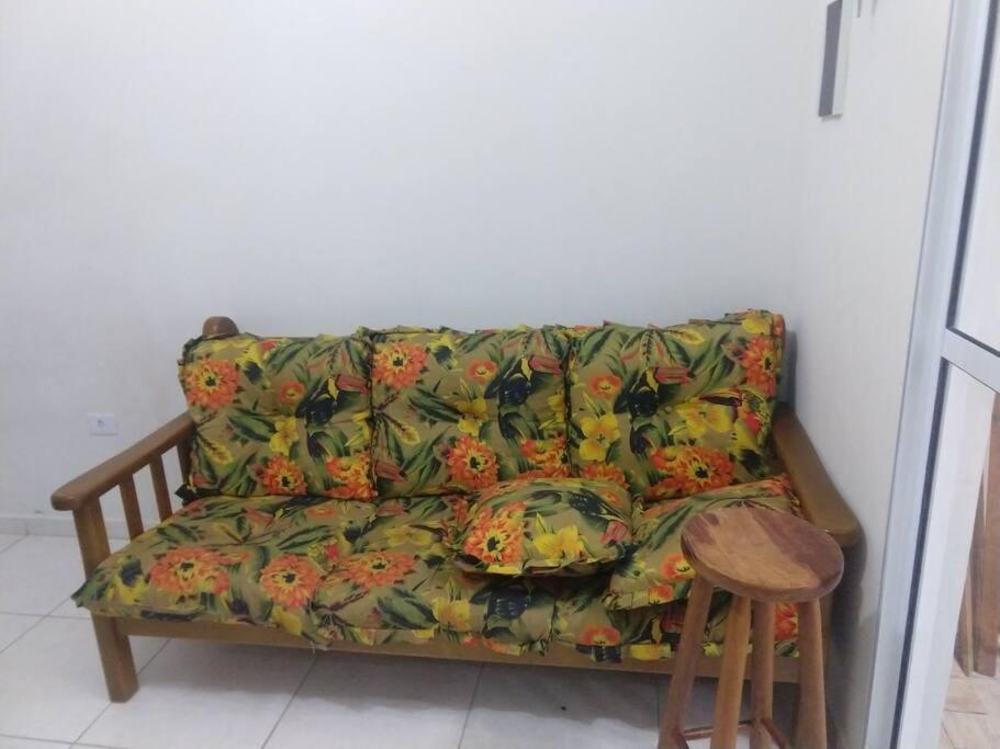 Casa Em Itanhaem Com 2 Quartos Garagem P 2 Carros, Churrasqueira, Piscina 200 M Da Praia Екстериор снимка